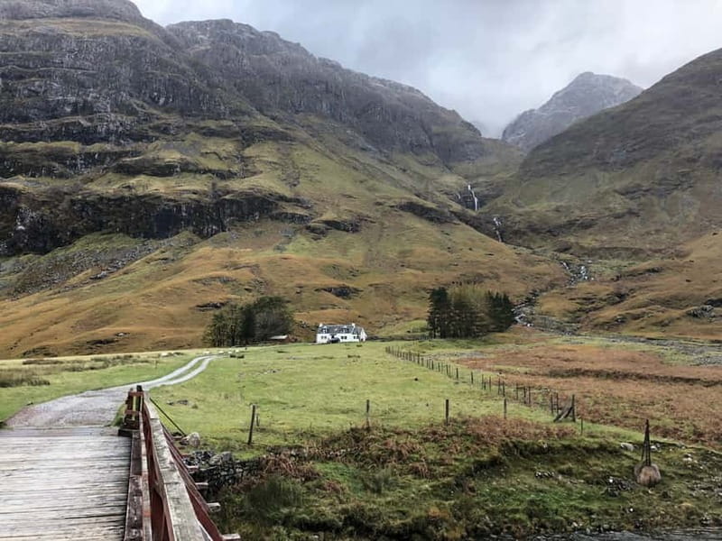 Edinburgh: Loch Ness, Inverness & Highlands Tour in Spanish - Glen Coe: three photo points, the Three Sisters, and why this valley hits hard
