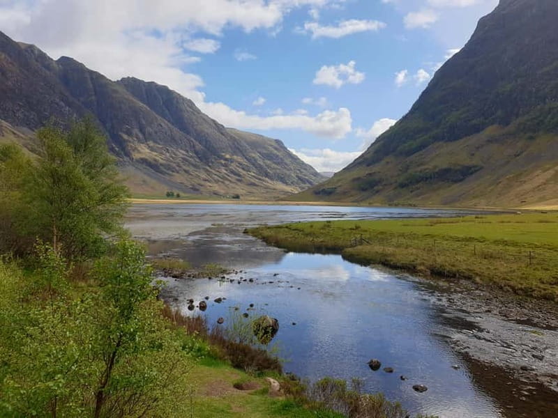 Edinburgh: Loch Ness, Inverness & Highlands Tour in Spanish - Loch Ness in Fort Augustus: Nessie search plus village time