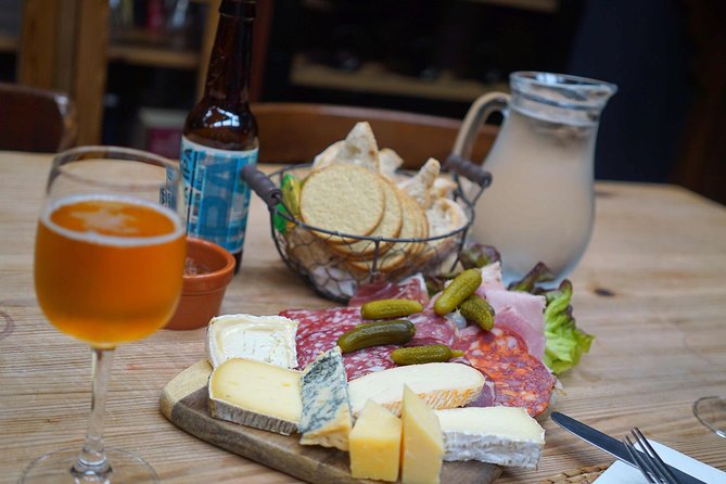 Edinburgh Luxury Private Food & Drink Tour with Eat Walk Tours - West End: where wealth gathers and why the architecture tells the story