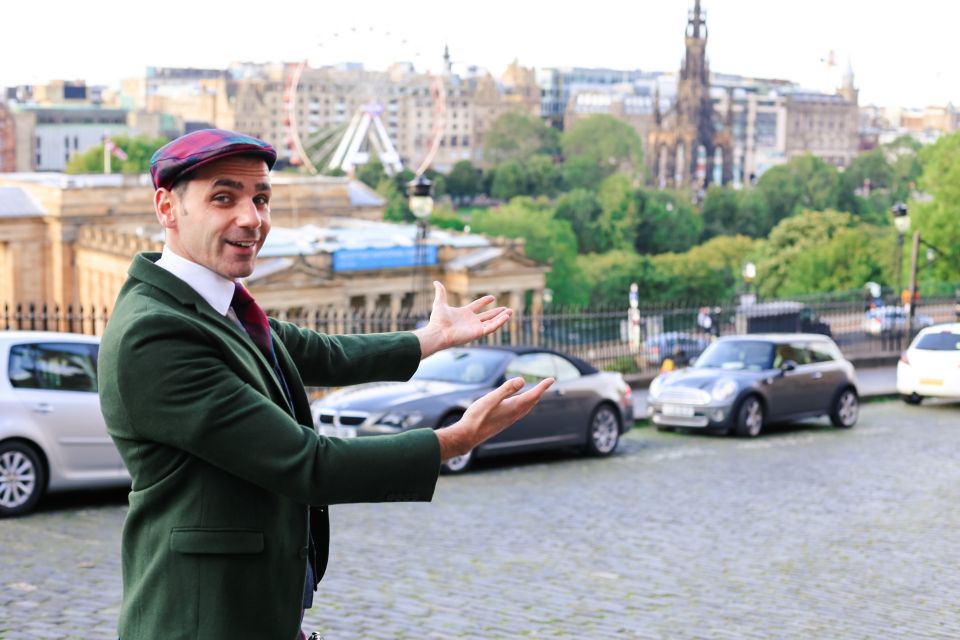 Edinburgh: Mountebank Comedy Walk - What you actually learn: unicorns, murder pubs, and Mars-bar myths