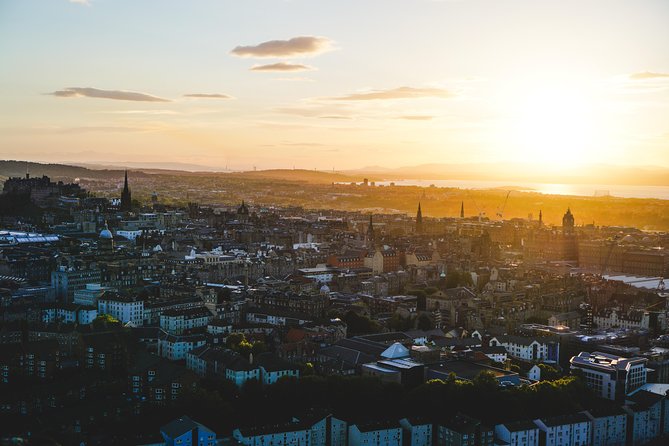 Edinburgh Night Tour with a Local Guide: Private & 100% Personalized - Stop 4: The Dome for swankier cocktails and wine bar vibes