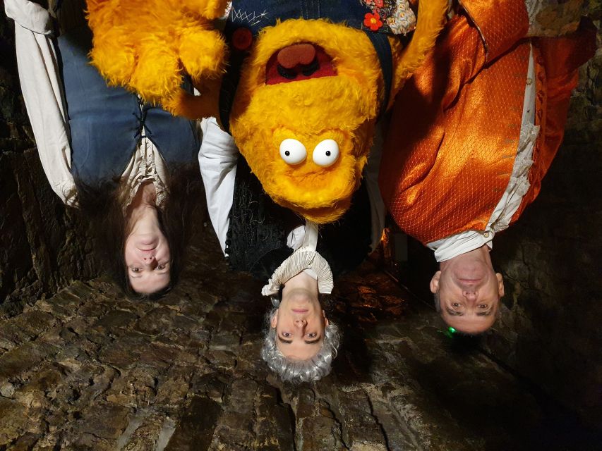 Edinburgh: Old Town and Underground Ghost Tour - Key moments that make this tour work