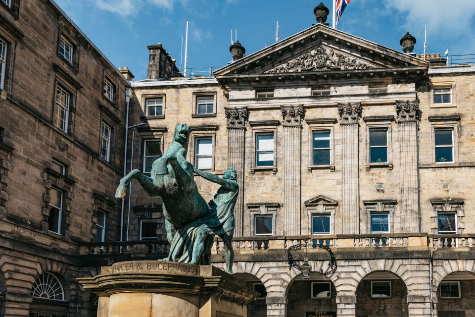 Edinburgh: Old Town History and Tales Walking Tour - Finishing up in the heart of Edinburgh: where to go next