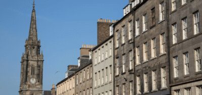Edinburgh: Old Town Walking Tour with an APP - Setting off: Calton Hill to get your bearings