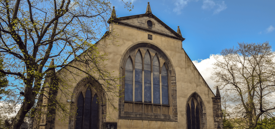Edinburgh: Old Town Walking Tour with an APP - St Giles’ Cathedral: what to notice in Gothic space