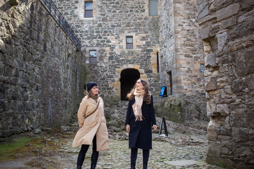 Edinburgh: "Outlander" Filming Locations Guided Tour - Culross (Cranesmuir): the walkable break in a busy day