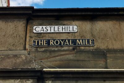 Edinburgh Outlander Self-Guided Private Tour - What Jule’s audio guide feels like (and how to get more out of it)
