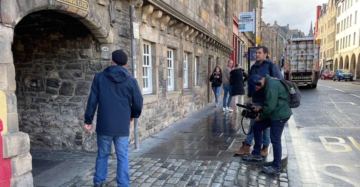 Edinburgh: Outlander Series and Jacobites Walking Tour - Gaelic and folklore stops: small language boosts, big story mood