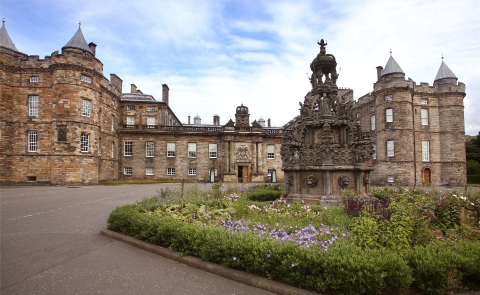 Edinburgh: Palace of Holyroodhouse Entry Ticket - Mary Queen of Scots’ chambers: Rizzio, Lord Darnley, and the brutal turning points