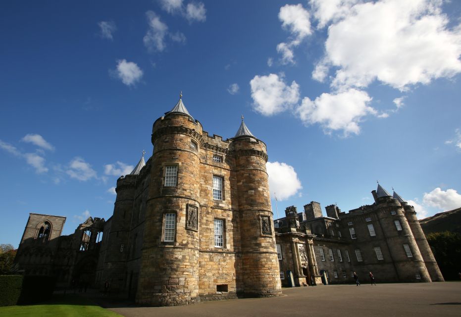 Edinburgh: Palace of Holyroodhouse Entry Ticket - State Apartments: where changing tastes of Scottish monarchs show up