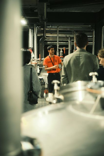 Edinburgh: Port of Leith Distillery Tour & Tasting - Vertical Distilling in Leith: Why the building matters