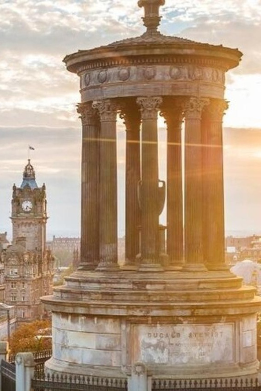 Edinburgh: Private Guided Customized Walking Tour - Edinburgh New Town and Old Town: where the guide’s stories add real context