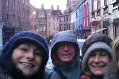 Edinburgh Private Tour with a Local - Highlights & Hidden Gems - The Royal Mile and the closes: where the city hides its best stories