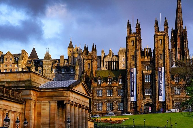 Edinburgh Private Walking Tour - Deacon Brodie’s Tavern: polite-by-day, trouble-by-night lore
