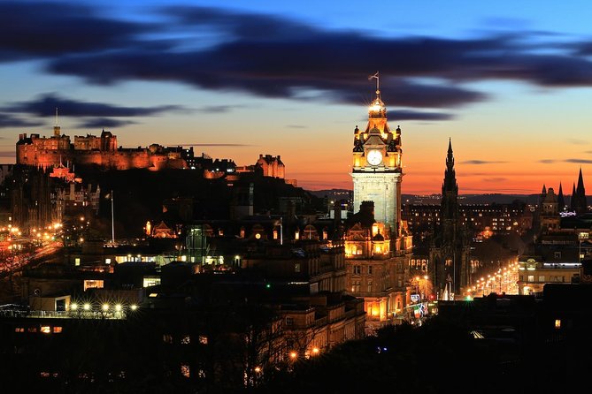 Edinburgh Private Walking Tour - Advocate’s Close: views from Old Town to New Town and the chamber-pot story