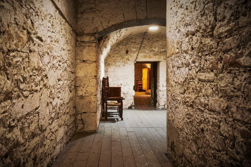 Edinburgh: Real Mary King's Close Guided Tour - Rules you should plan around: cameras, pets, alcohol, and unaccompanied minors