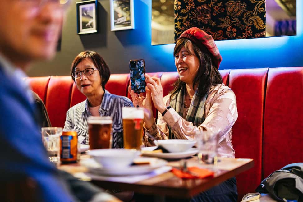 Edinburgh: Scottish Dinner and Folk Music Experience - FAQ