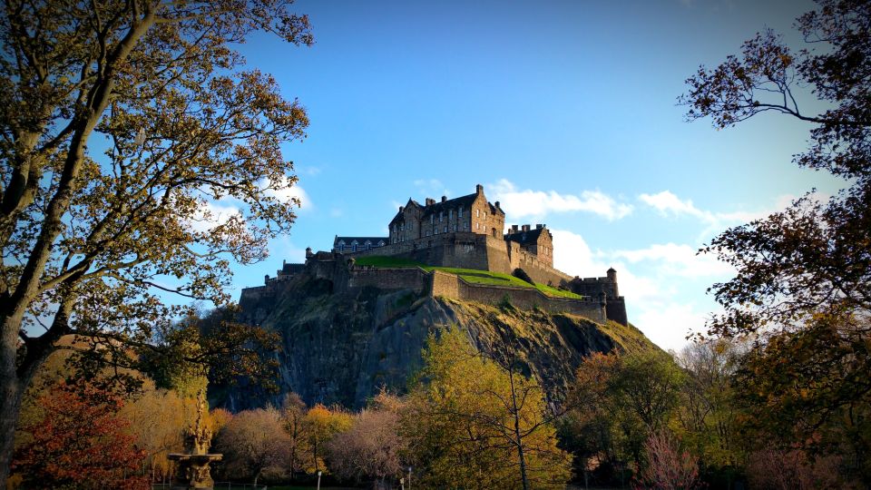Edinburgh Shore Excursion: City Tour & Royal Yacht Britannia - Edinburgh Castle: the payoff, plus the queue reality