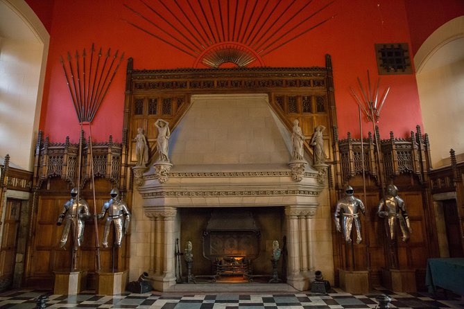 Edinburgh Skip-the-Ticket-Line Castle Walking Tour - St Margaret’s Chapel, plus the dog cemetery and tiny shrines