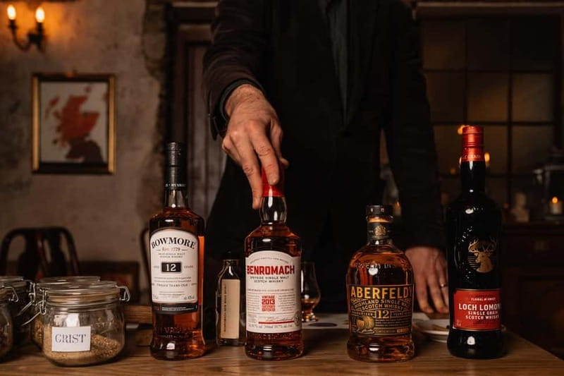 Edinburgh: Small-Group History of Whisky Tour with Tasting - Royal Mile Warm-Up: Mercat Cross and the Old Town Walk