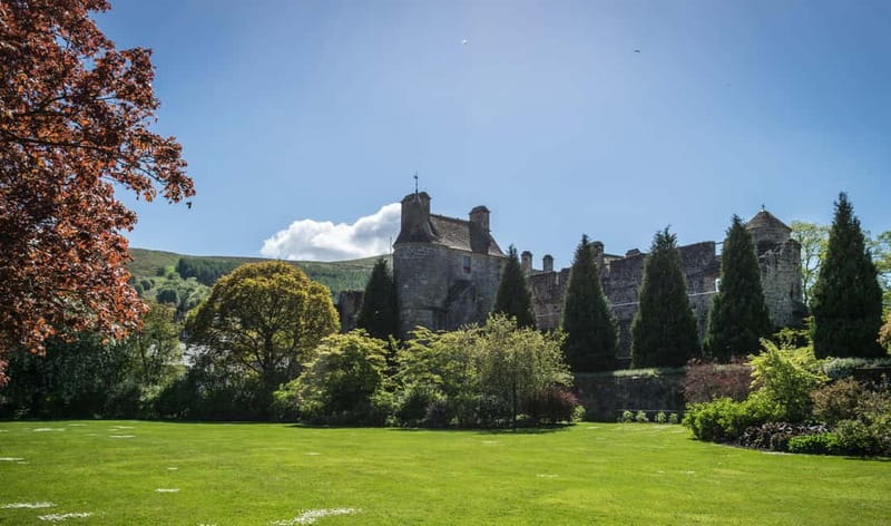 Edinburgh: St. Andrews and Falkland Palace Day Tour - St Andrews with nearly three hours: Old Course sights and medieval bones