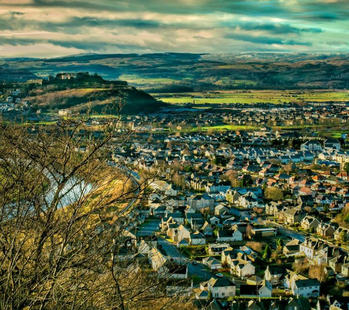 Edinburgh: Stirling, Whisky and St Andrews Tour in Spanish - Lunch in St Andrews: plan it simply
