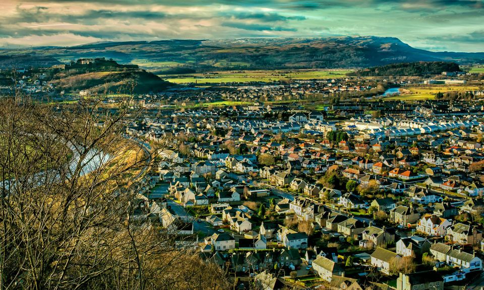 Edinburgh: Stirling, Whisky & St Andrews Tour in Italian - Royal chambers and timing: how to get the most from your hour