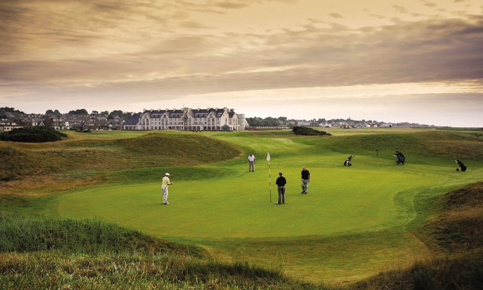 Edinburgh: Stirling, Whisky & St Andrews Tour in Italian - Who should book this tour (and who might not)