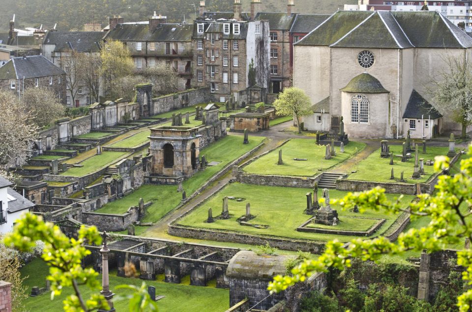 Edinburgh: The Dark Side Walking Tour - Key highlights worth your attention