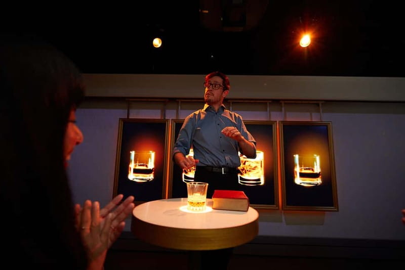 Edinburgh: The Johnnie Walker Whisky Experience - Meeting at Hope Street on Princes Street, plus the smart rules