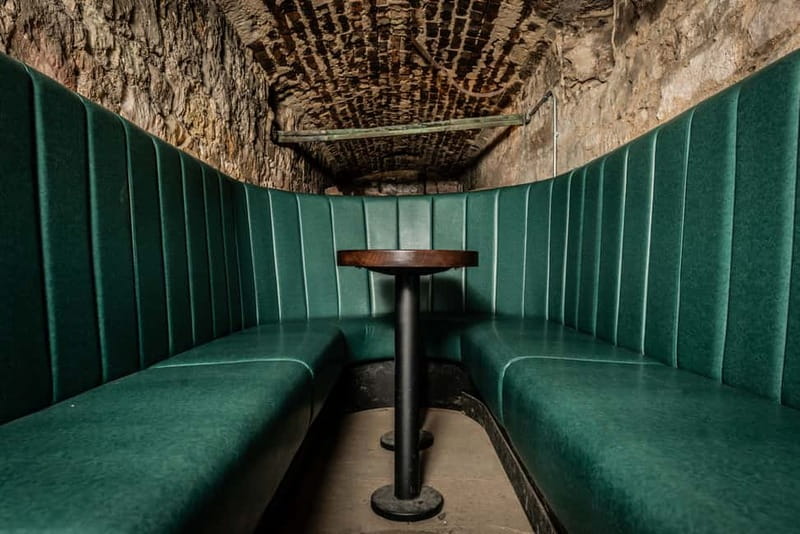 Edinburgh: The Lost Close Underground Scotch Whiskey Tasting - Key Things You’ll Notice Right Away