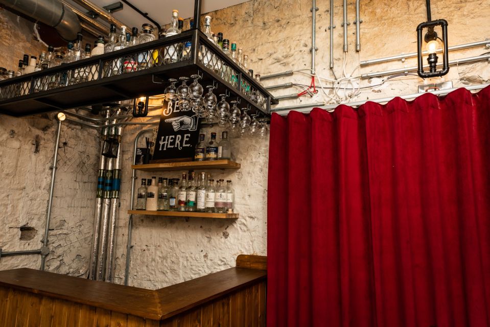 Edinburgh: The Lost Close Underground Scotch Whiskey Tasting - How the Main Tasting Works: Four Whiskies, Four Regions