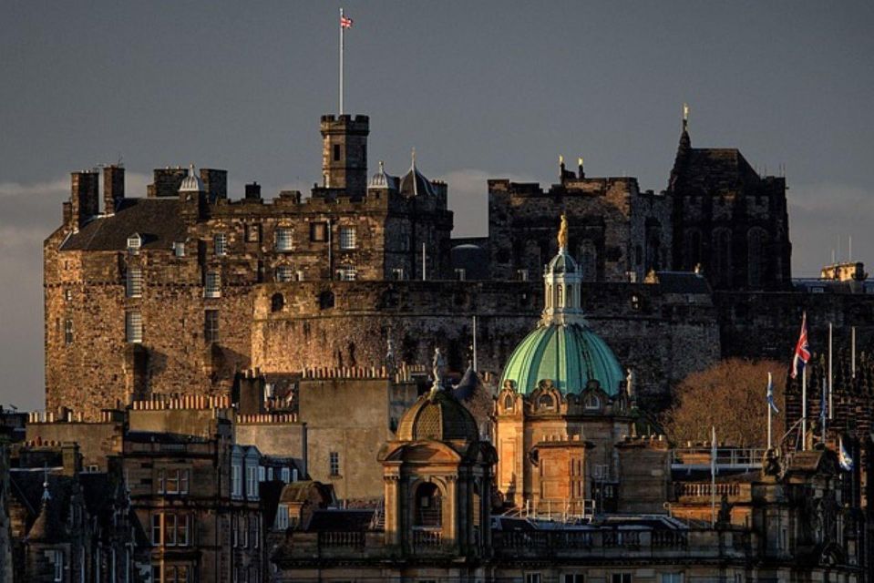 Edinburgh: The Mary Queen of Scots Guided Walking Tour - Route Breakdown: Holyrood to Edinburgh Castle Esplanade