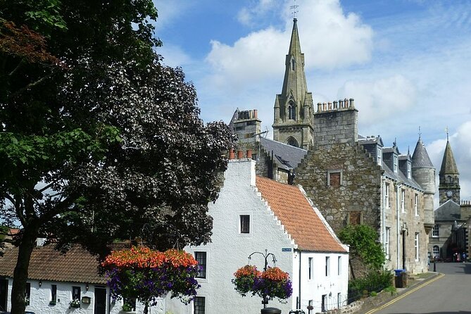 Edinburgh: The Outlander, Palaces & Jacobites Tour - Linlithgow Palace and the Wentworth Prison connection