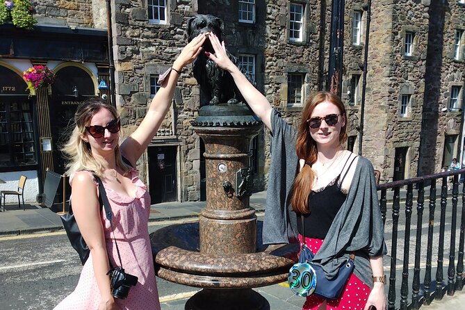 Edinburgh: The People's Story - Private Walking Tour - Edinburgh Castle (exterior only): the facts you’ll carry even after you leave