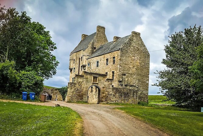 Edinburgh to Inverness Private Transfer with Tour on the way - Two ways to get to Inverness: straight transfer or scenic Highlands route