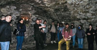 Edinburgh: Underground Vaults Tour - A candle-lit stroll through the South Bridge vaults