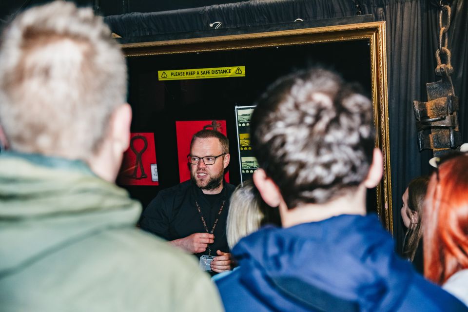 Edinburgh: Underground Vaults Tour - Guides like James, Jordan, and Dom make the difference