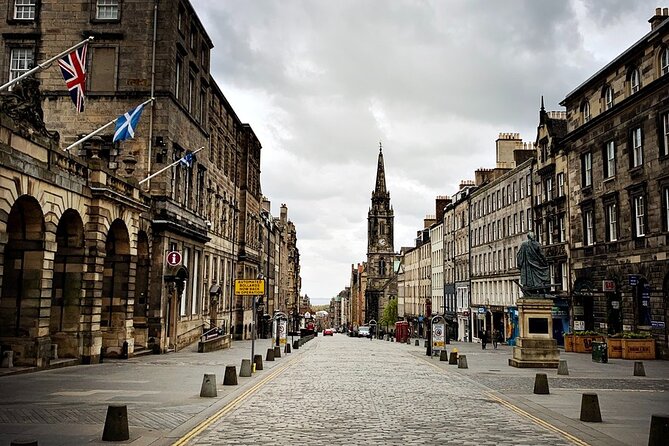 Edinburgh Unveiled: Luxury Private Driving Tour of Edinburgh - New Town’s Georgian plan plus a slow reset at the Royal Botanic Garden