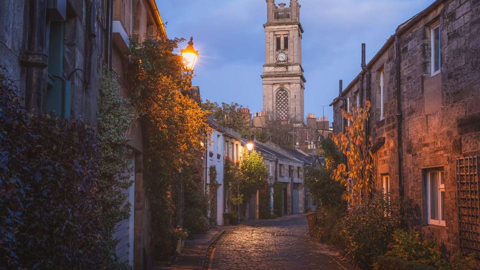 Edinburgh Walking Tour with a Local - Practical matters that affect your day (and your comfort)