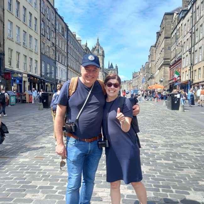 Edinburgh Welcome Tour: Private Tour with a Local - Food and groceries tips you’ll actually use