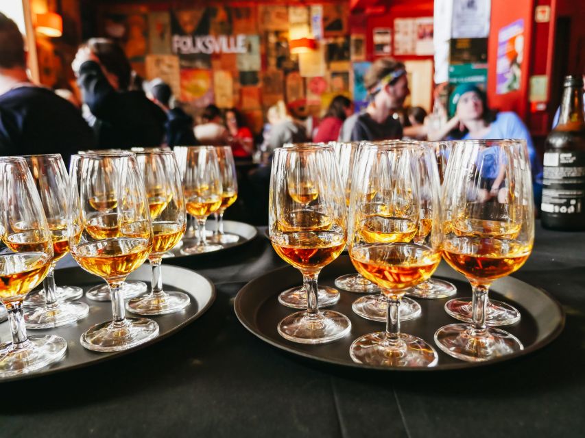 Edinburgh: Whisky Tasting with History and Storytelling - The whisky lesson you get without sounding like a textbook