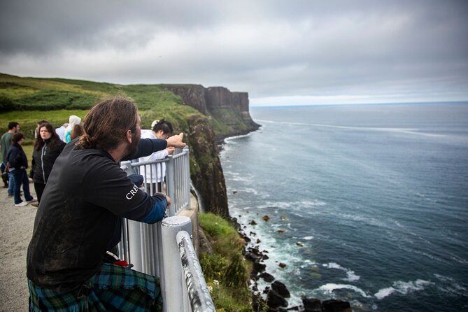 Edinburgh:5-Day Isle of Skye, Inverness & Loch Ness Tour w/Hostel - Skye’s Most Photogenic Stops: Kilt Rock, Sligachan Bridge, and The Old Man of Storr