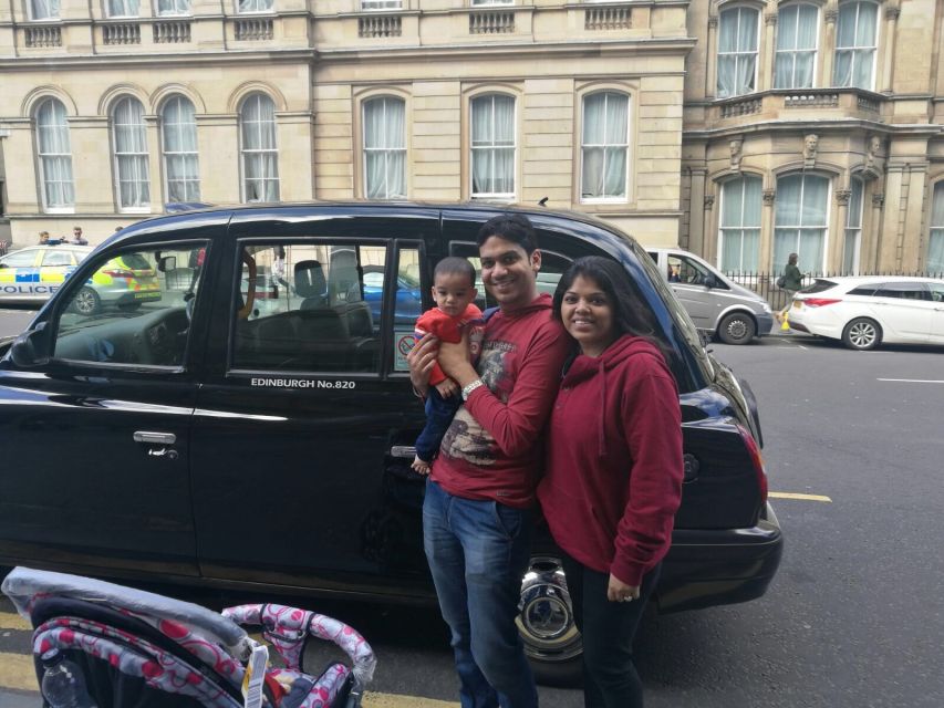 Edinburgh's Hidden Treasures Black Taxi Tour - Public executions, Burke and Hare, and the darker stories that stick