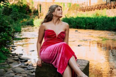 Elegant Professional Private Photoshoot Tour in Edinburgh - Water of Leith to St Bernard’s Well: the quiet photo corridor