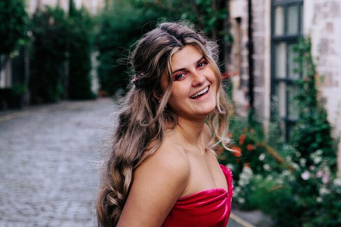 Enchanted Professional Private Photoshoot Tour in Edinburgh - Price and what you’re really paying for (up to two people)