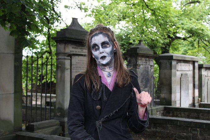 Extreme Paranormal Underground Ghost Tour in Edinburgh - Greyfriars Kirkyard: headstones and restless-soul stories