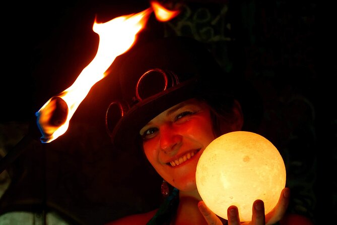 Fire Dancing with Iga - Small group dynamics: Why max 5 makes it worth it