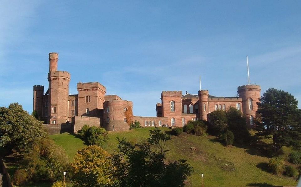 From Edinburgh: 2-Day Loch Ness, Inverness & Highlands Tour - Why this 2-day loop from Edinburgh actually makes sense