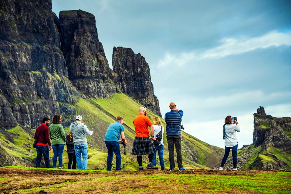From Edinburgh: 3-Day Isle of Skye and The Highlands Tour - Pitlochry and the return to Edinburgh: finishing with real village life